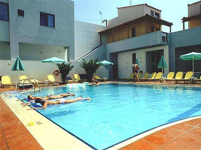 شقة ريثيمنو  في Flisvos Beach (Adults Only) المظهر الخارجي الصورة